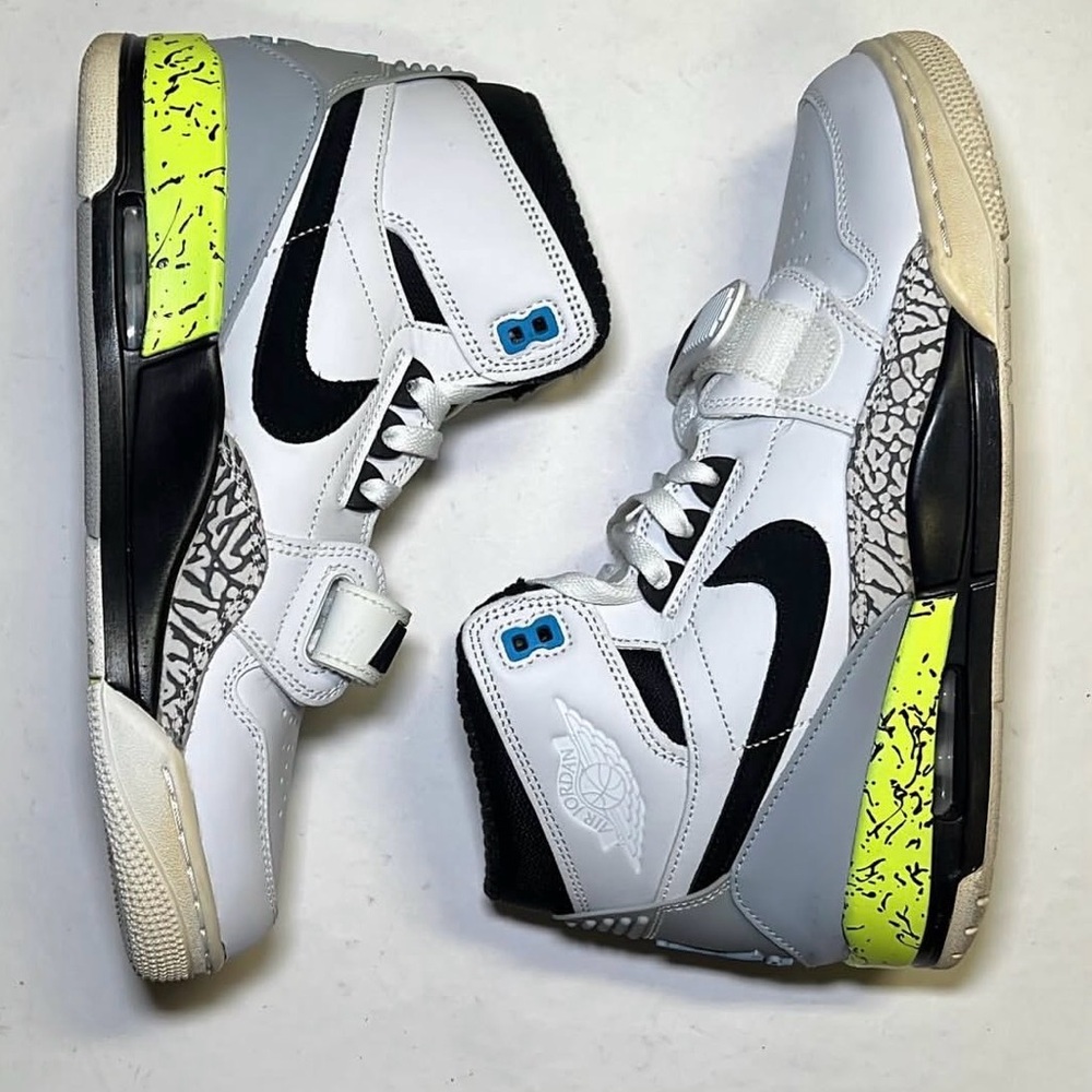 Jordan Legacy 312